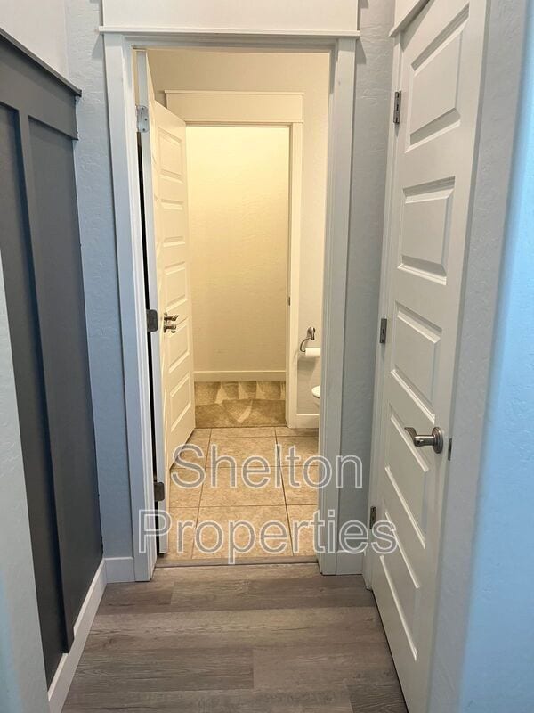 Building Photo - 391 N 157th Ln