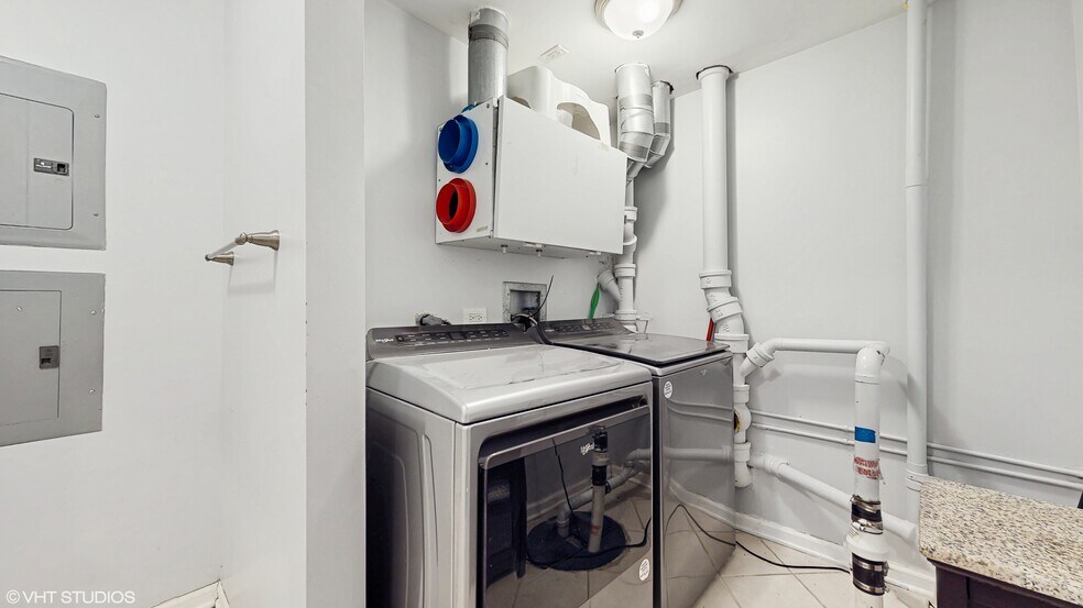 Laundry Room/Air Purifier - 710 W Aldine Ave