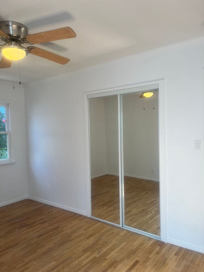 Building Photo - 311 Windward Ave