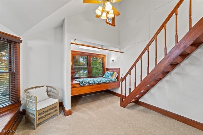 Building Photo - 19 4th