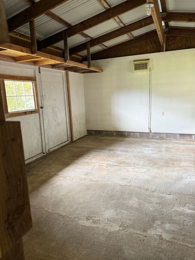 Building Photo - 16-362 Keaau Loop