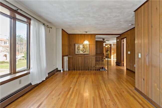 Building Photo - ****North Providence/Fruit Hill – Single Family with In-Law Unit - $2,995****