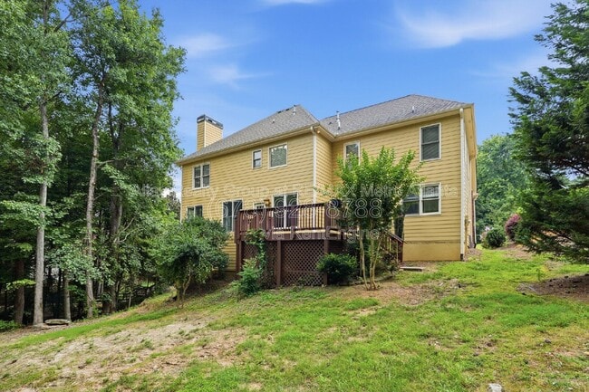 Building Photo - 6725 Ridgefield Dr