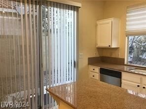 Building Photo - 10620 Primrose Arbor Ave