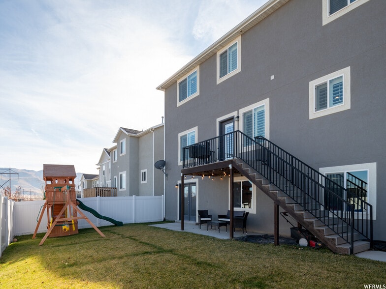 Back of house - 7868 N Broken Arrow Ln