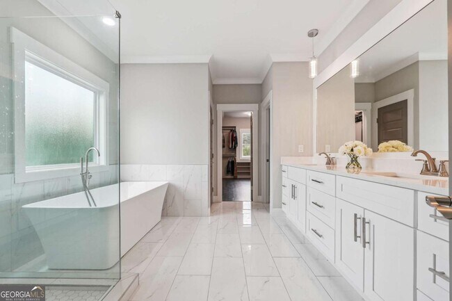 Building Photo - 1480 Chandler Rd