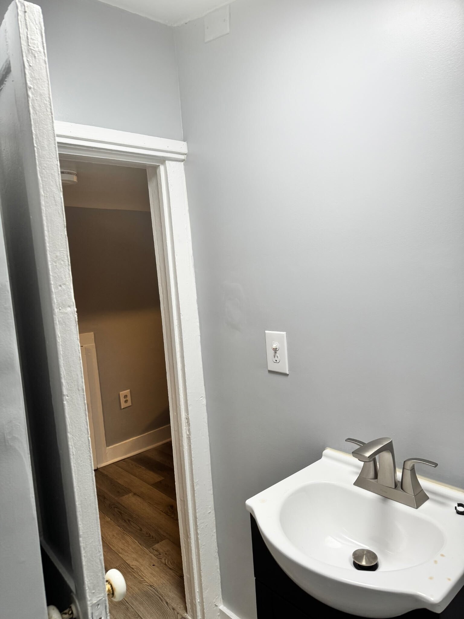 Building Photo - 82 Park Ave