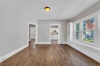 Building Photo - 4808 E 84th St