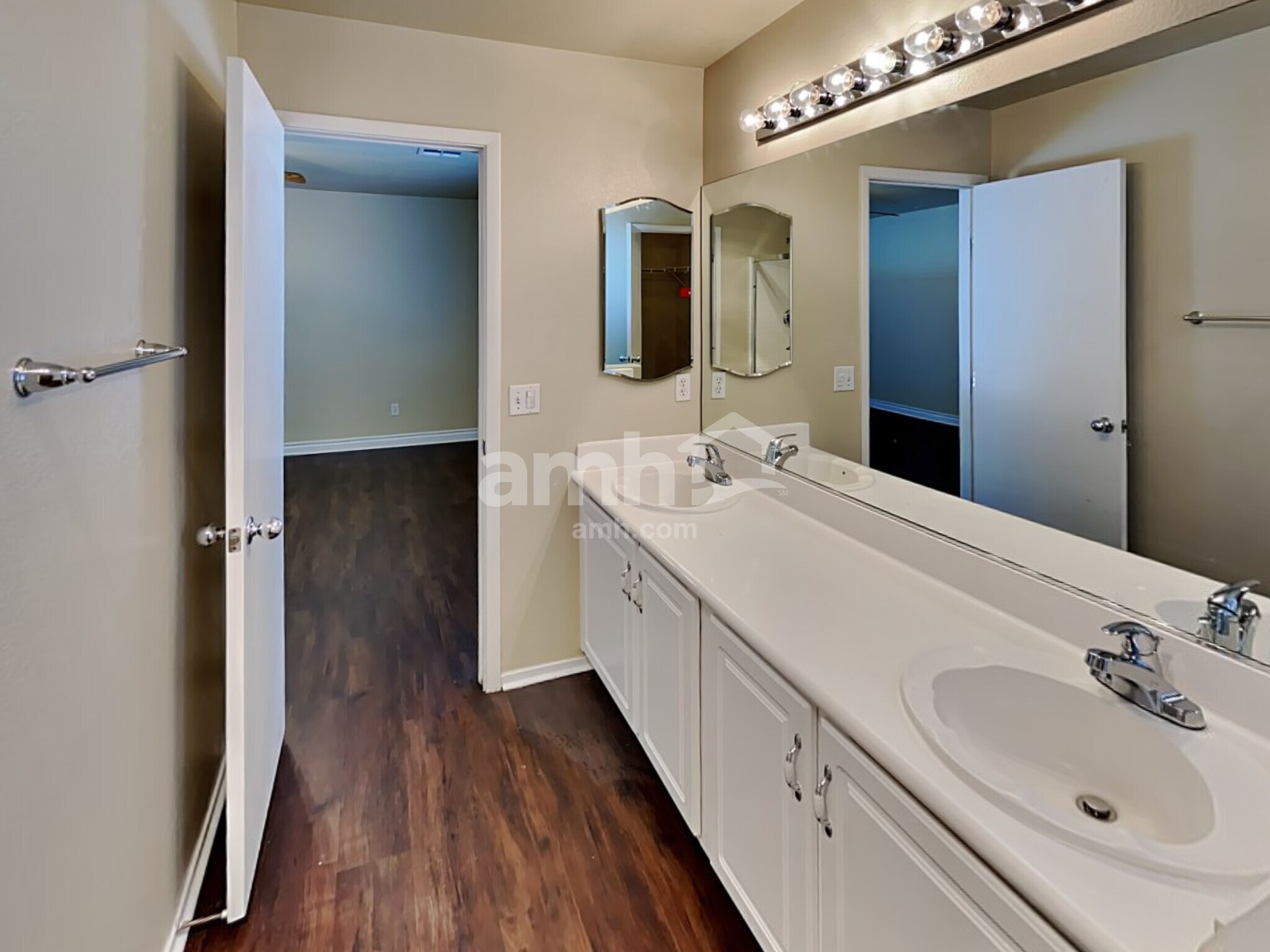 Building Photo - 1752 Quartz Landing Ave