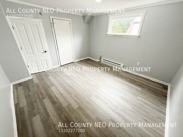 Building Photo - 2056 W 95th St