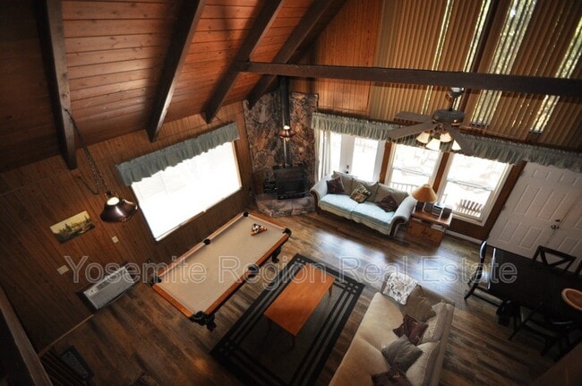 Building Photo - 20415 Pine Mountain Dr