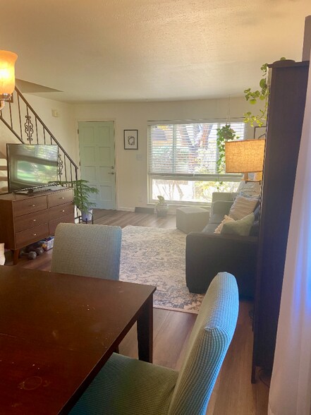 Building Photo - 1173 S Monaco St Pkwy