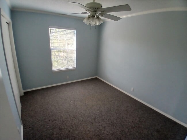 Building Photo - 669 Bald Point Rd