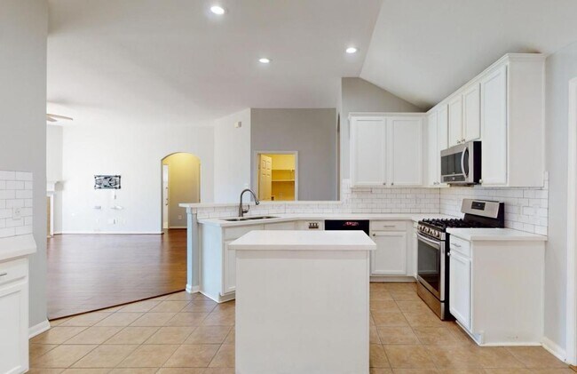 Building Photo - 3046 Antler Way