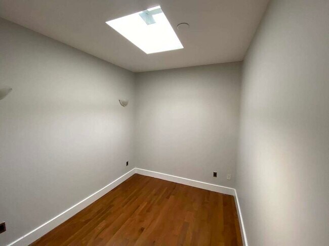 Building Photo - 41 Havemeyer St