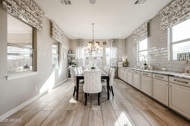 Building Photo - 2351 E Cherrywood Pl