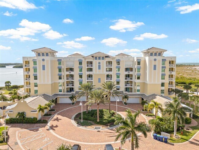 Building Photo - 795 Collany Rd