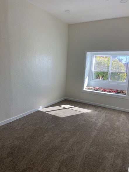 Building Photo - 408 West St