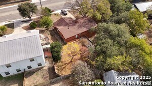 Building Photo - 1267 E Common St