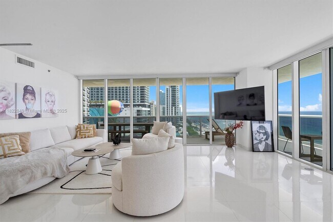 Building Photo - 1830 S Ocean Dr