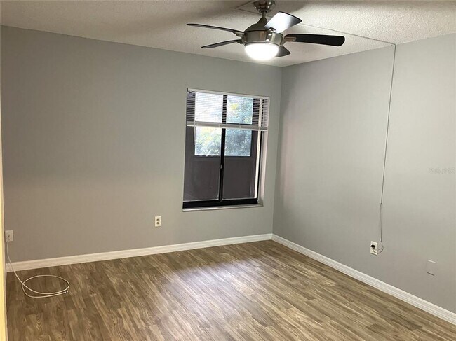 Building Photo - 11703 Raintree Village Blvd