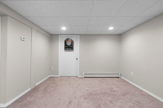 Building Photo - 232 Woodmont Dr