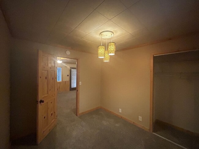 Building Photo - 15295 US-12