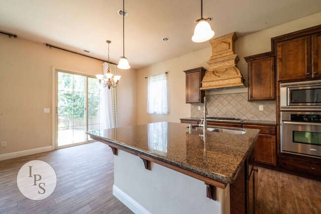 Building Photo - Copper River Ranch Home, 4BR/3BA, Built 20...