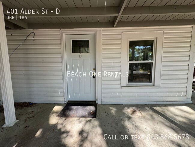 Building Photo - 401 Alder St