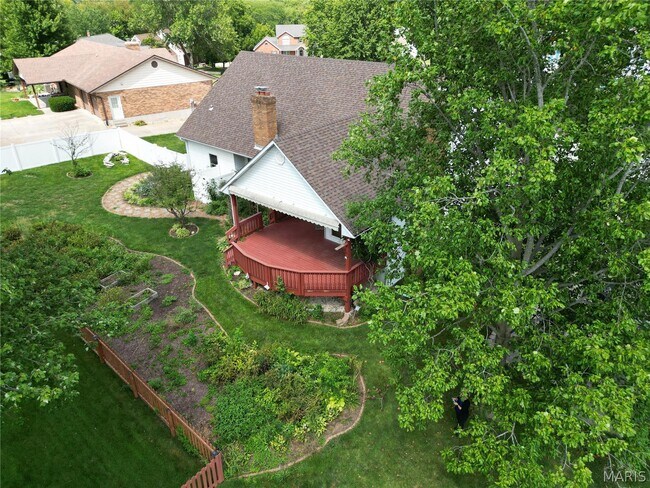 Building Photo - 4 Grayson Ridge Dr