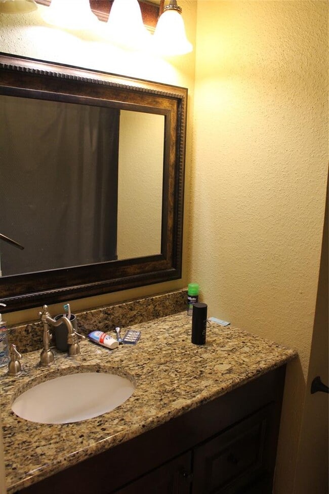 Building Photo - 2801 Rio Grande St