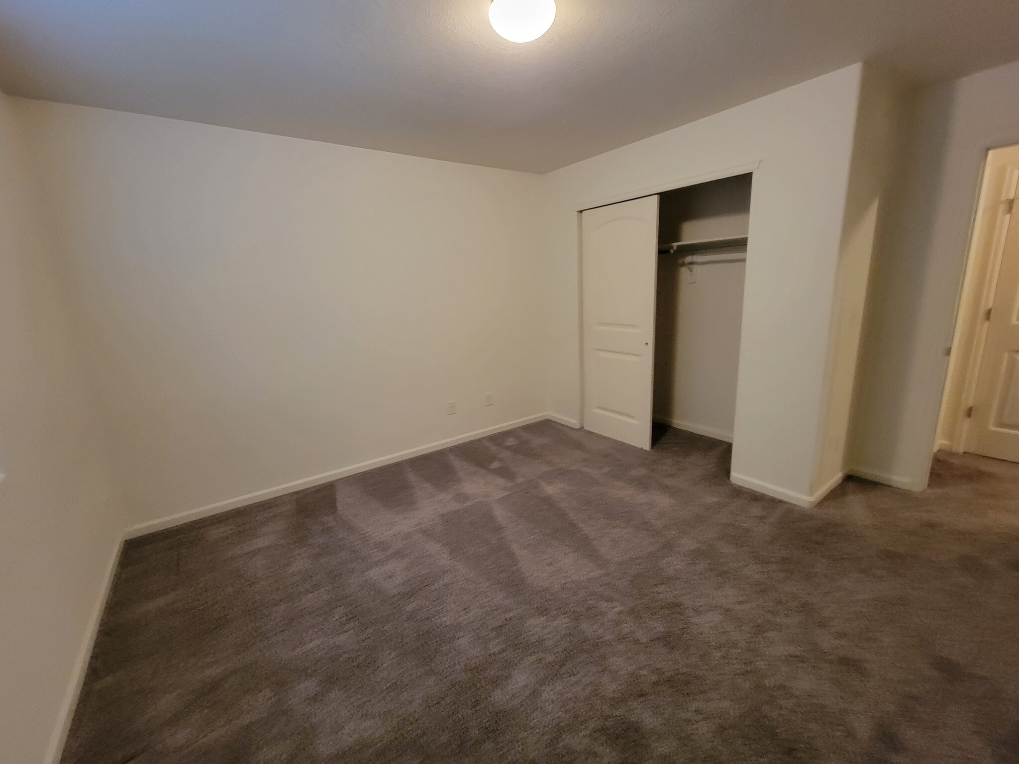 Bedroom 2 - 5014 Rock Springs St