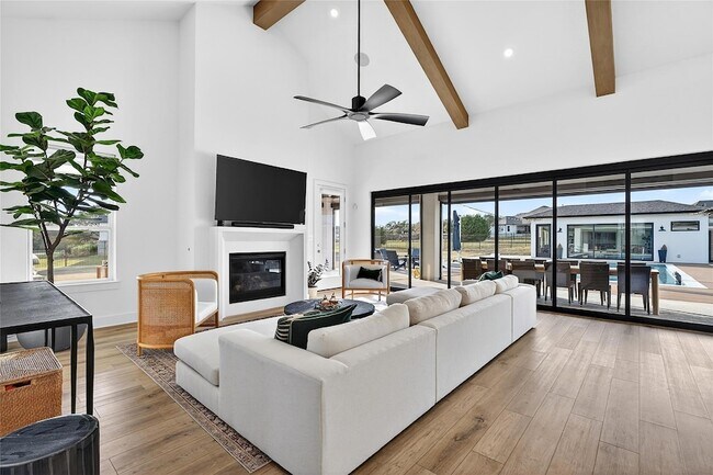 Building Photo - 404 Prairie Clover Dr