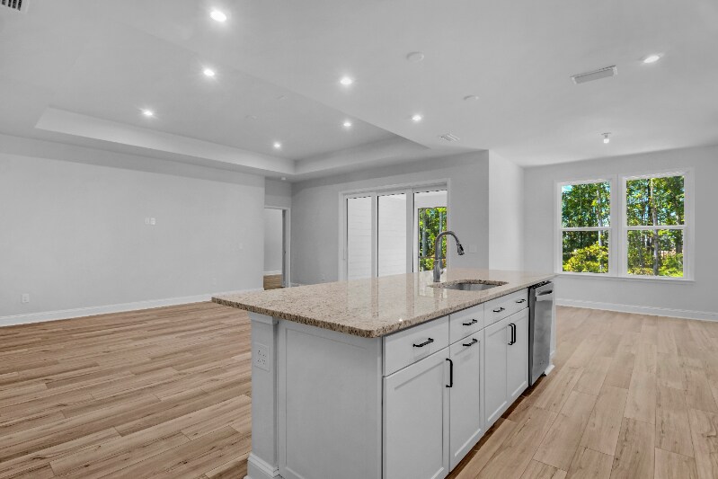 Building Photo - 267 Dendron Dr