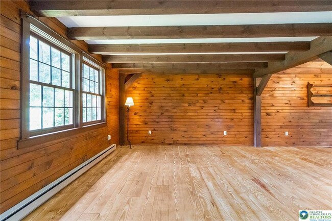 Building Photo - 315 Moyers Ln