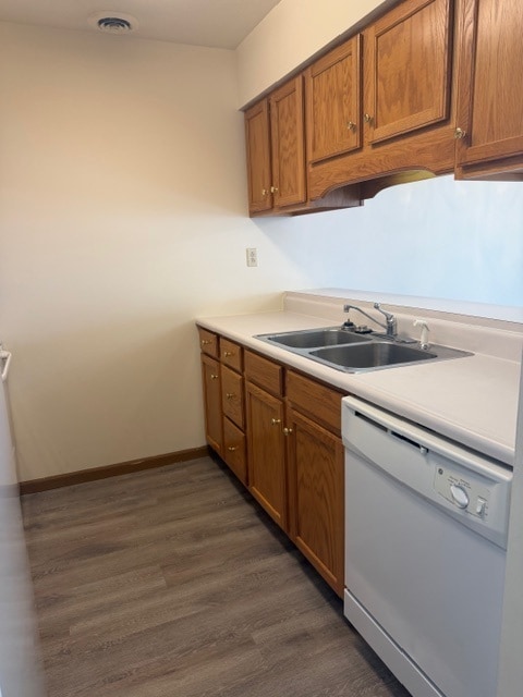 Building Photo - 415 Dalewood Dr