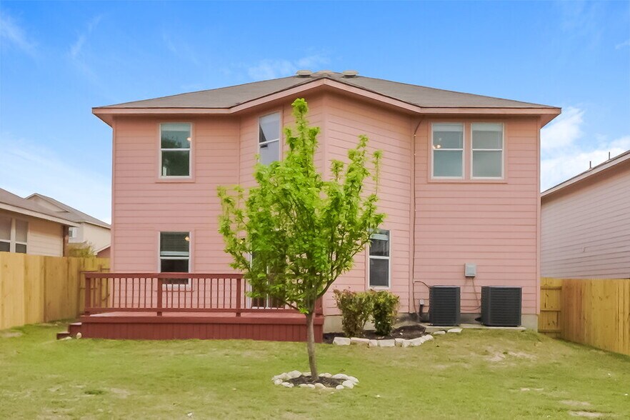 Building Photo - 11012 Dublin Pl