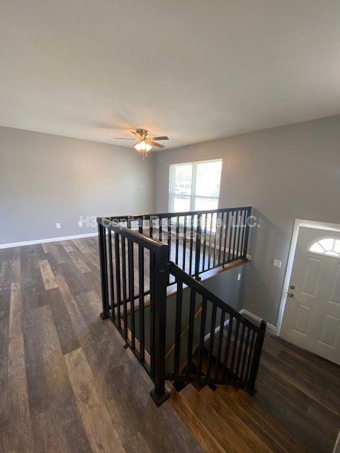 Building Photo - 217 Camelford Dr