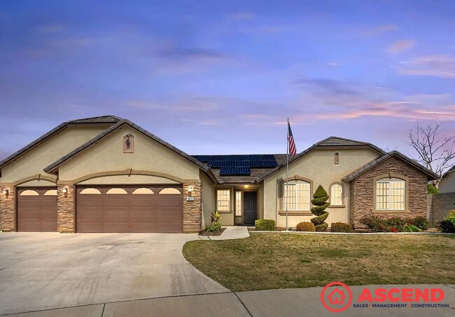 Primary Photo - Alluring Home Off 7th Standard and Callowa...