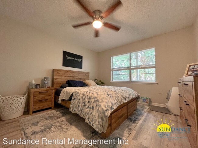 Building Photo - 3 br, 2 bath House - 611 Colonial Drive #8