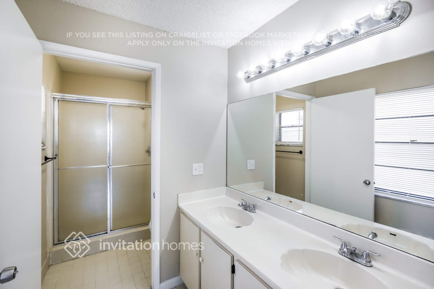 Building Photo - 10663 NW 32nd Ct