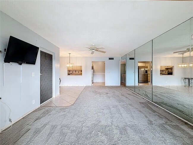 Building Photo - 826 Sky Pine Way