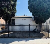 Building Photo - 810 3/4 E. 79th Street-