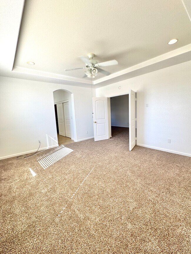Building Photo - Spacious 4 Bedroom Home in Sparks Near Wingfield