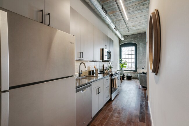 Building Photo - 173 W Berks St