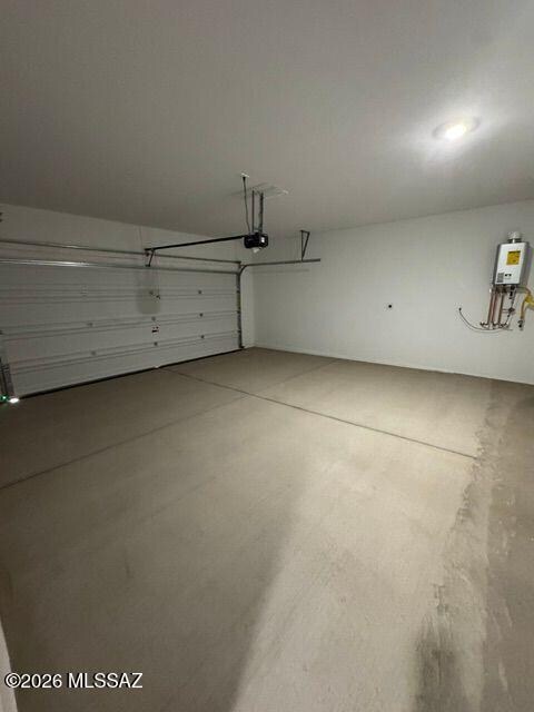 Building Photo - 9970 N Cascalote Ln