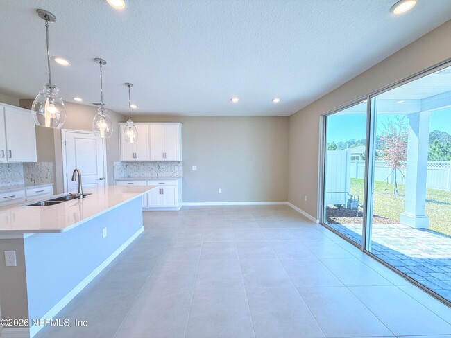 Building Photo - 312 Cherry Elm Dr