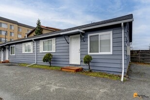 Building Photo - 1030 W 26th Ave