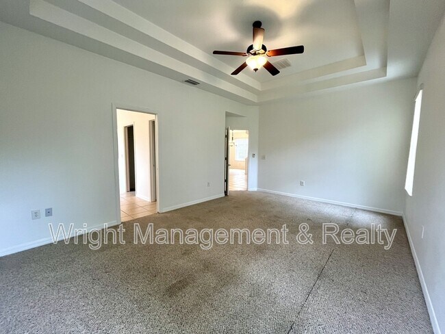 Building Photo - 15902 Cedar Elm Terrace