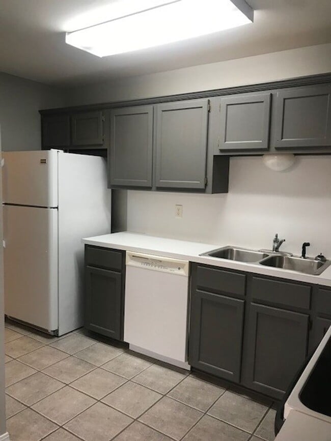Building Photo - 3 Bed 2 Bath in Remington Estates